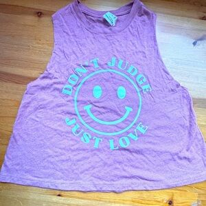 Graphic cropped tank top